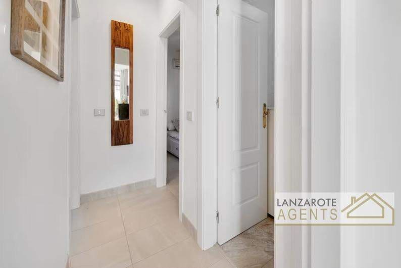 2 soveværelse Villa til salg i Puerto Calero med swimmingpool - € 529.000 (Ref: 9255859)