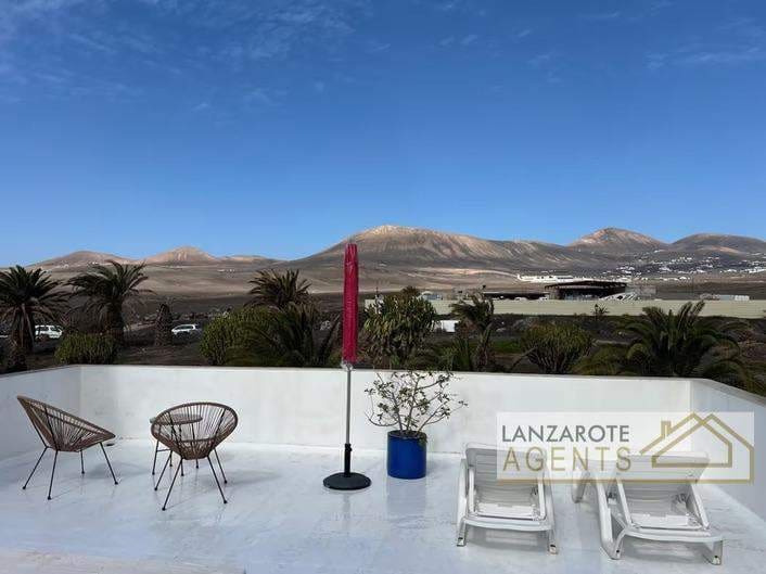 2 soveværelse Villa til salg i Puerto Calero med swimmingpool - € 529.000 (Ref: 9255859)