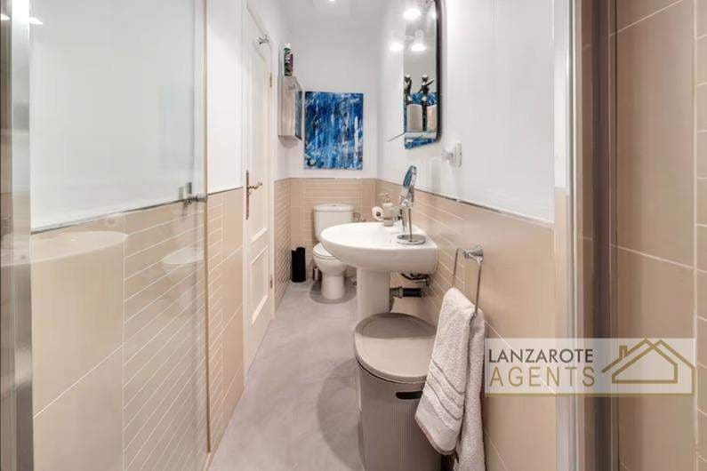 2 soveværelse Villa til salg i Puerto Calero med swimmingpool - € 529.000 (Ref: 9255859)