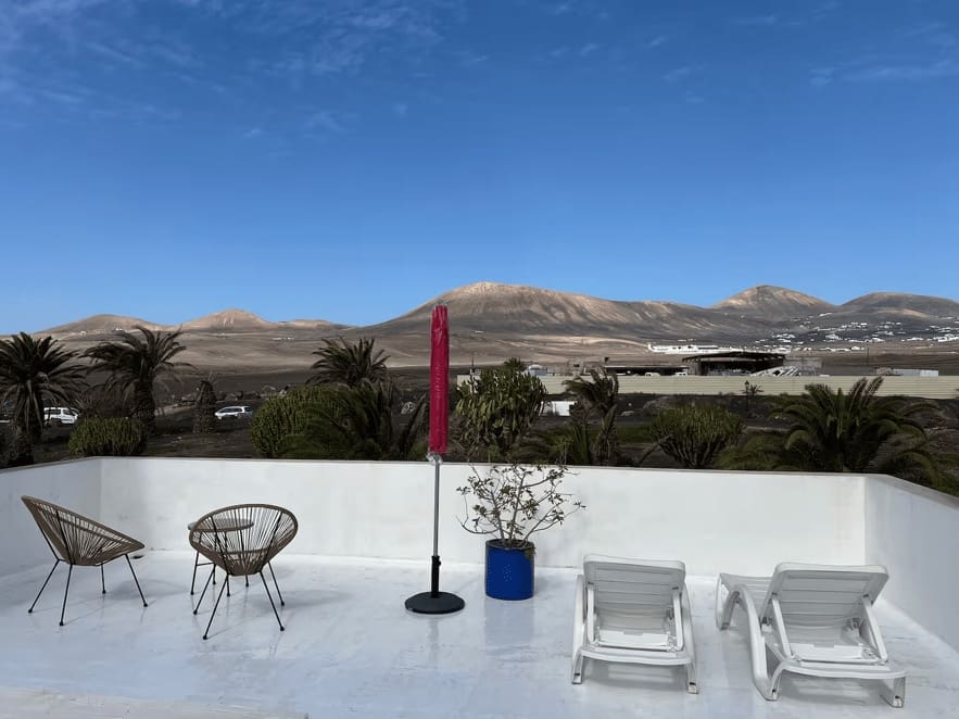 2 bedroom Villa for sale in Puerto Calero with pool - € 449,000 (Ref: 9255859)