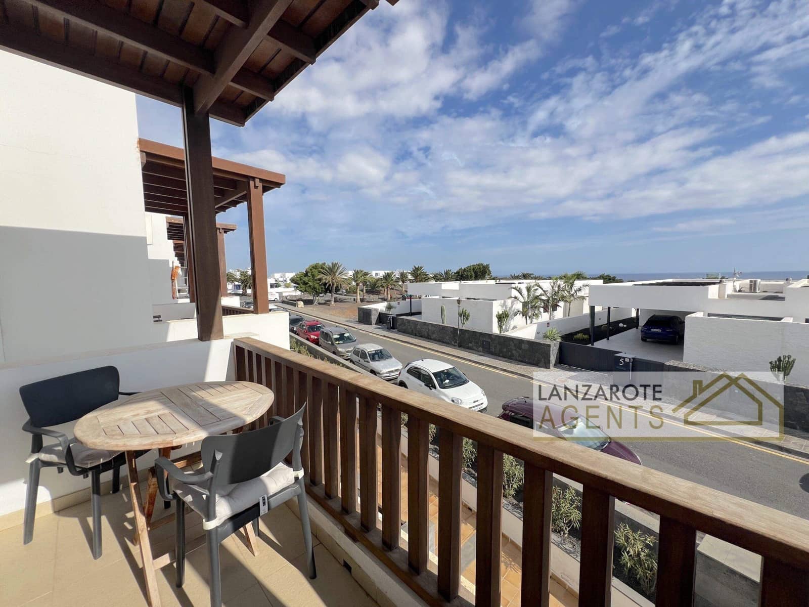 3 soveværelse Villa til salg i Puerto Calero med swimmingpool garage - € 380.000 (Ref: 9296345)