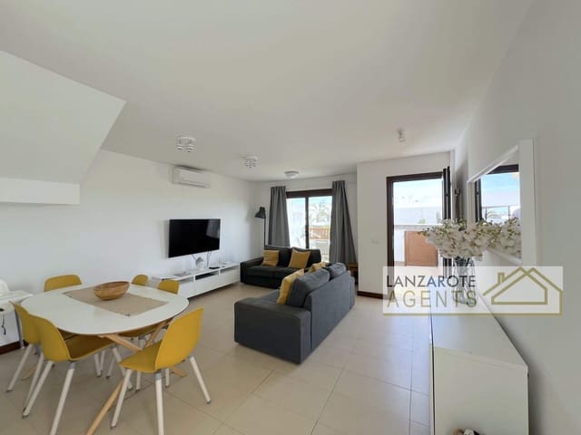 3 soveværelse Villa til salg i Puerto Calero, Yaiza med swimmingpool garage - € 380.000 (Ref: 9296345)