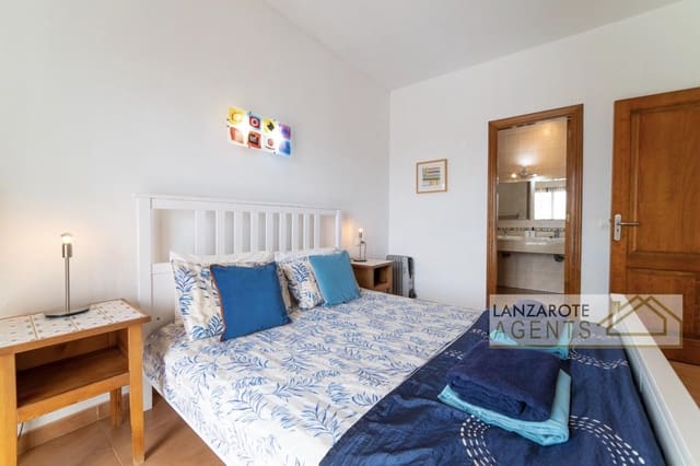 3 makuuhuone Huvila myytävänä paikassa Playa Blanca, Yaiza mukana uima-altaan - 499 000 € (Ref: 9298868)