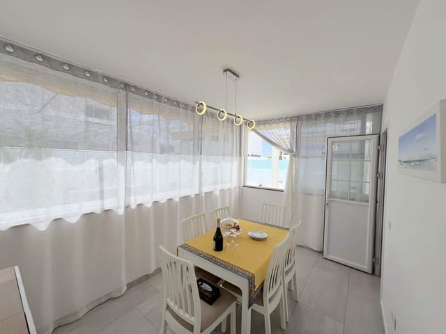 2 soveværelse Villa til salg i Playa Blanca, Yaiza - € 475.000 (Ref: 9311967)