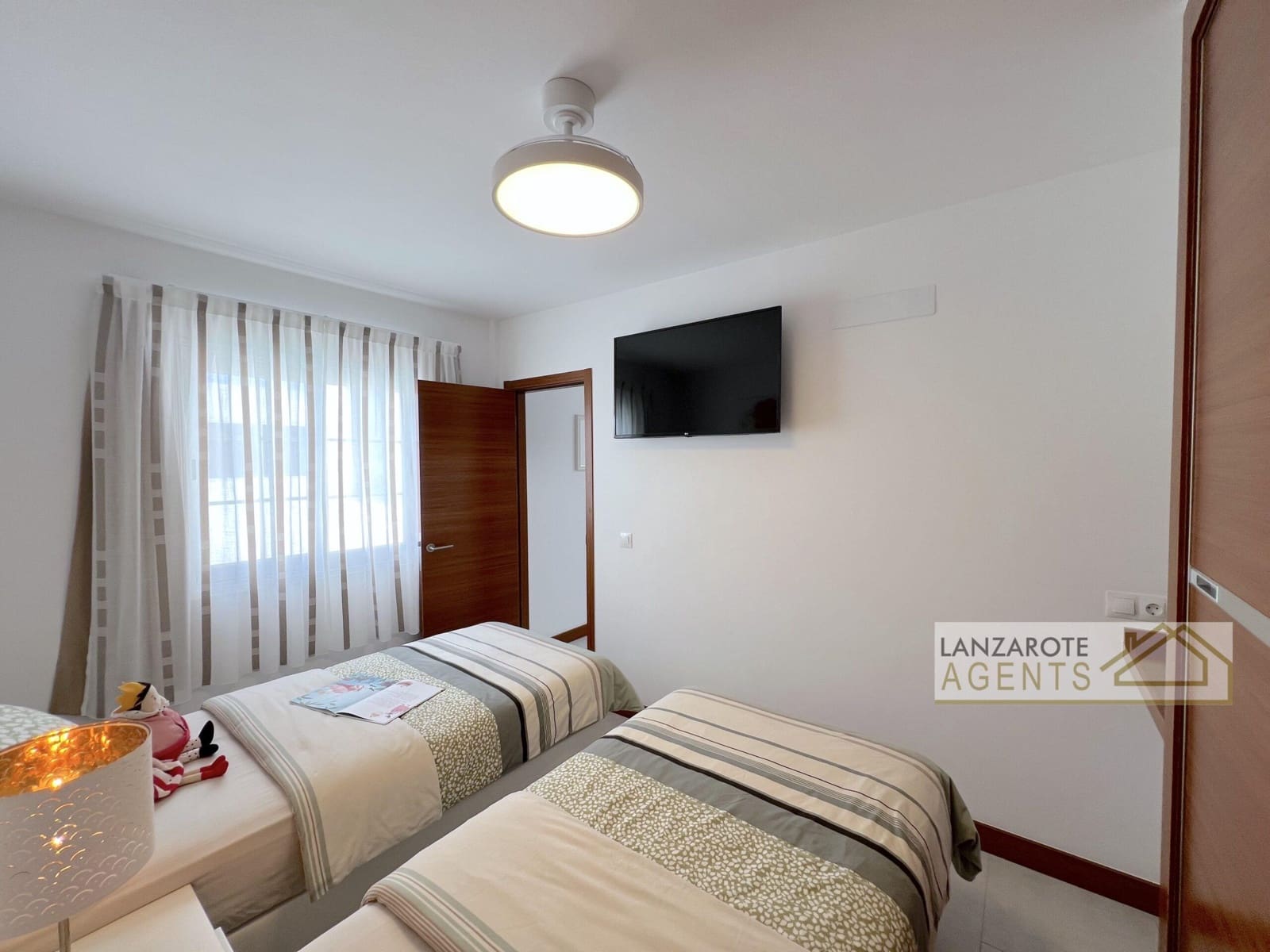 2 Zimmer Villa zu verkaufen in Playa Blanca - 465.000 € (Ref: 9311967)