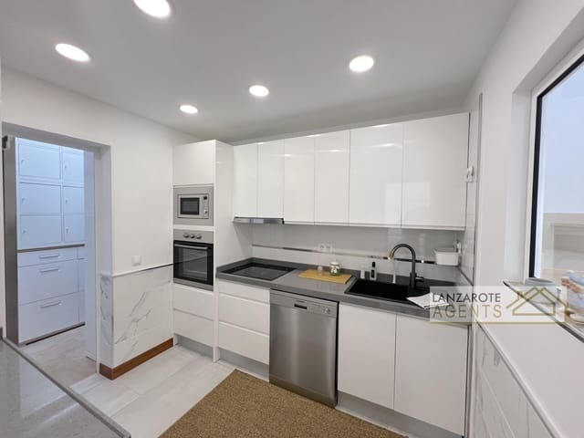 2 quarto Moradia para venda em Playa Blanca, Yaiza - 465 000 € (Ref: 9311967)