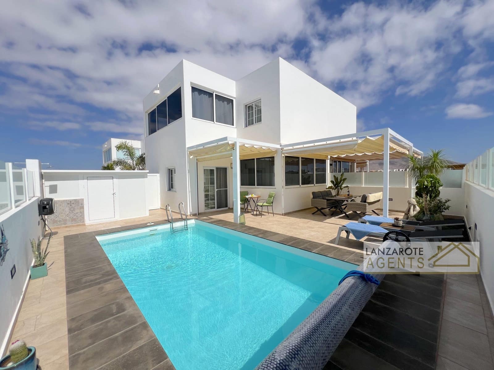 2 Zimmer Villa zu verkaufen in Playa Blanca - 465.000 € (Ref: 9311967)