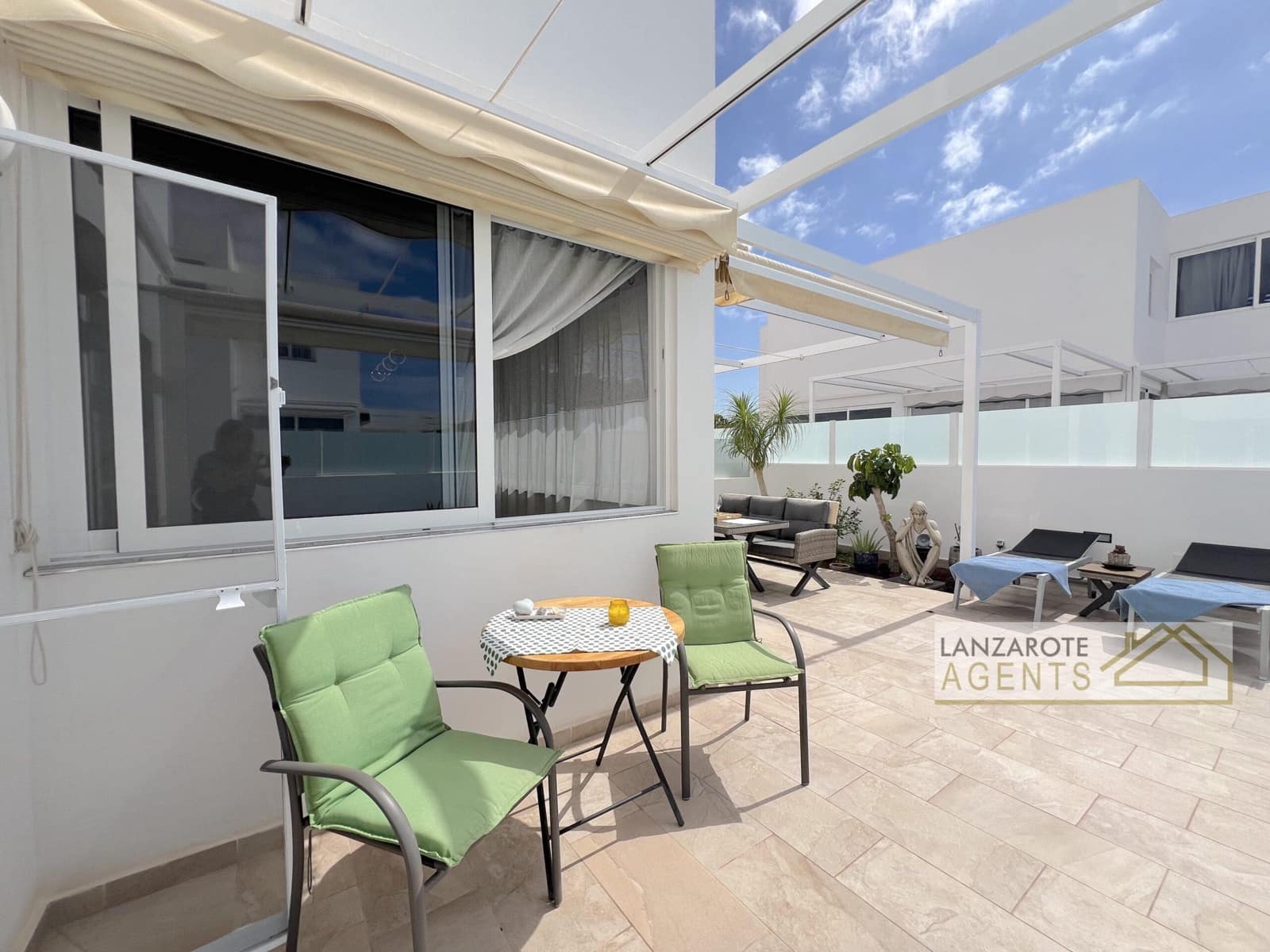 2 Zimmer Villa zu verkaufen in Playa Blanca - 465.000 € (Ref: 9311967)