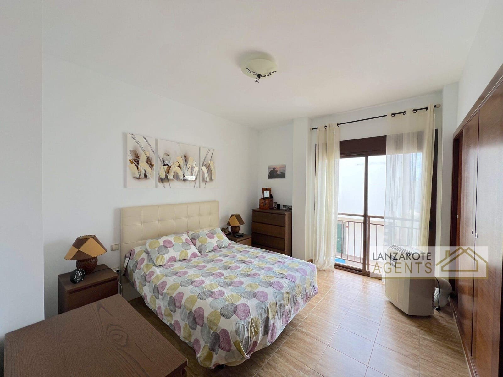 2 soverom Villa til salgs i Playa Blanca med garasje - € 325 000 (Ref: 9319884)