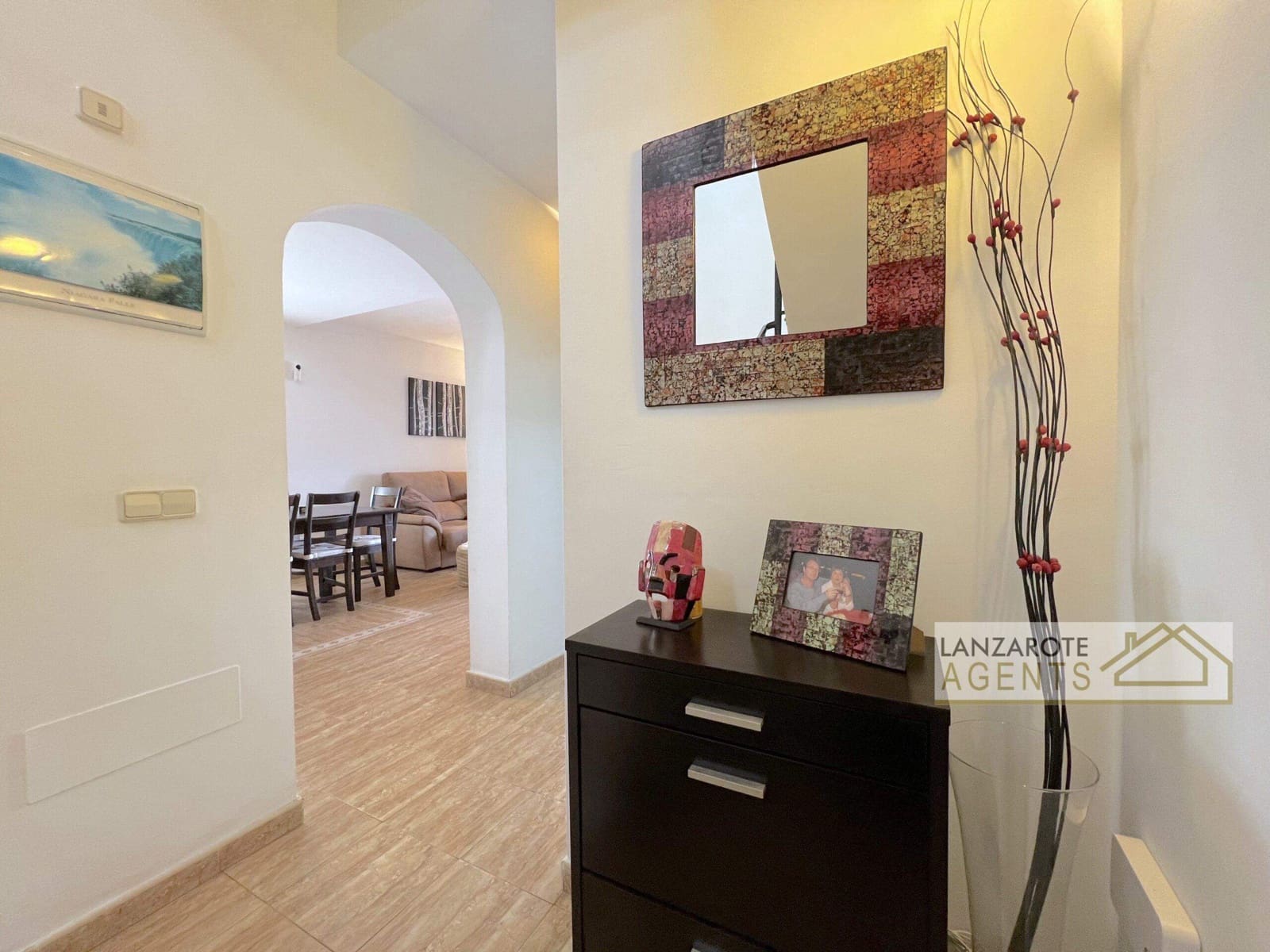 2 soverom Villa til salgs i Playa Blanca med garasje - € 325 000 (Ref: 9319884)