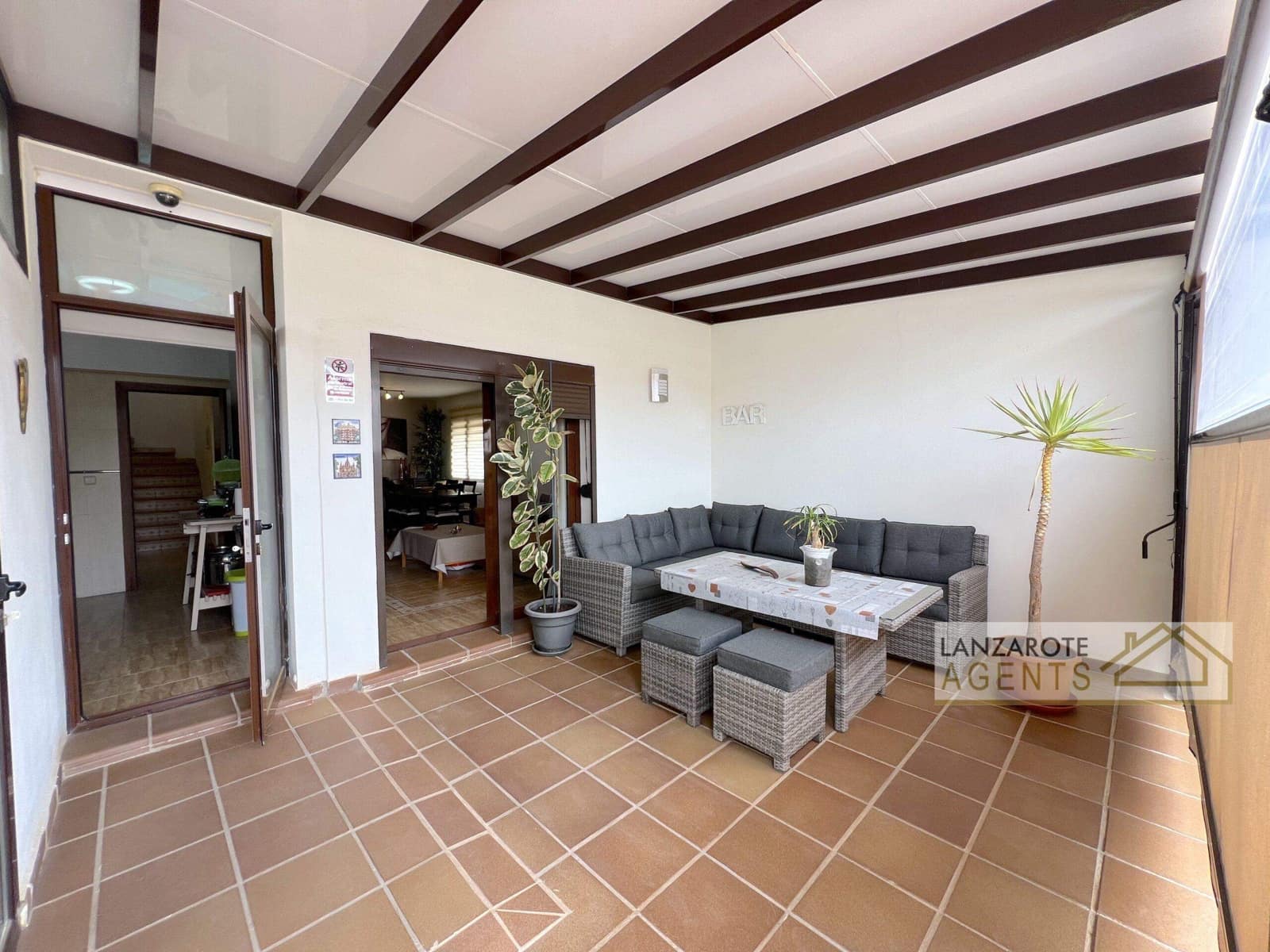 2 soverom Villa til salgs i Playa Blanca med garasje - € 325 000 (Ref: 9319884)