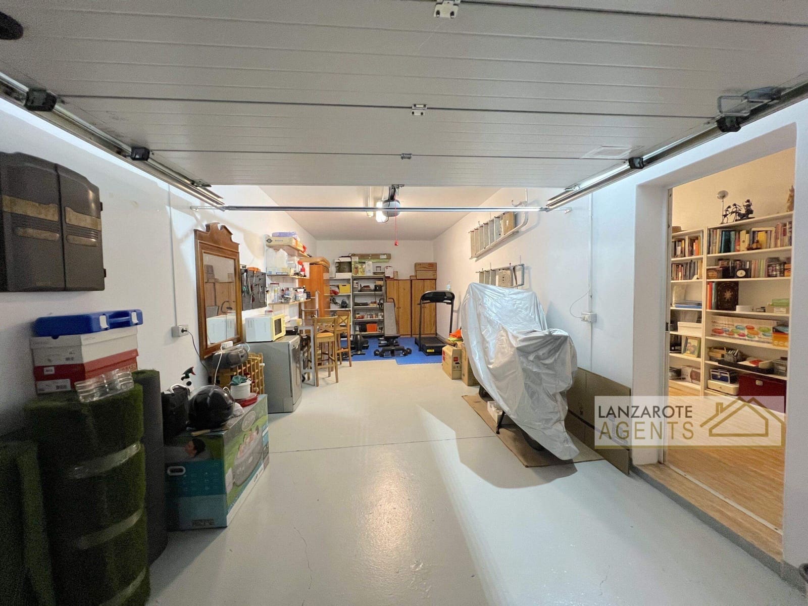 2 soverom Villa til salgs i Playa Blanca med garasje - € 325 000 (Ref: 9319884)