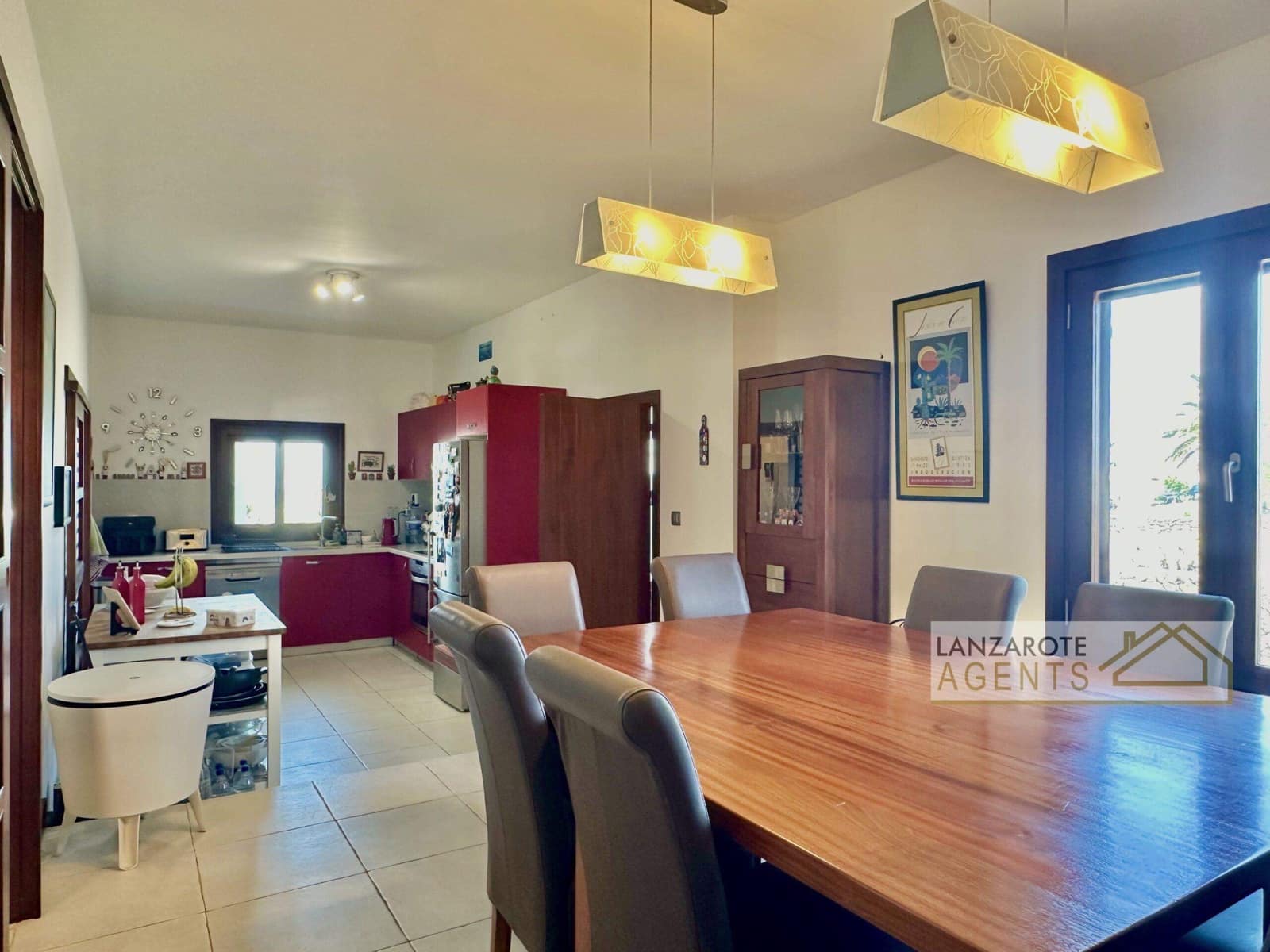 5 soveværelse Villa til salg i Las Brenas med swimmingpool - € 849.000 (Ref: 9343966)