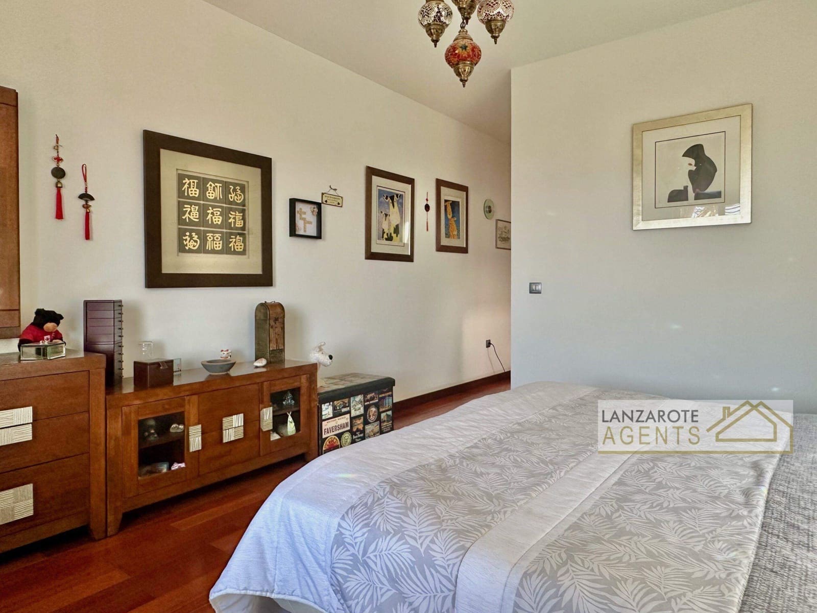 5 soveværelse Villa til salg i Las Brenas med swimmingpool - € 849.000 (Ref: 9343966)