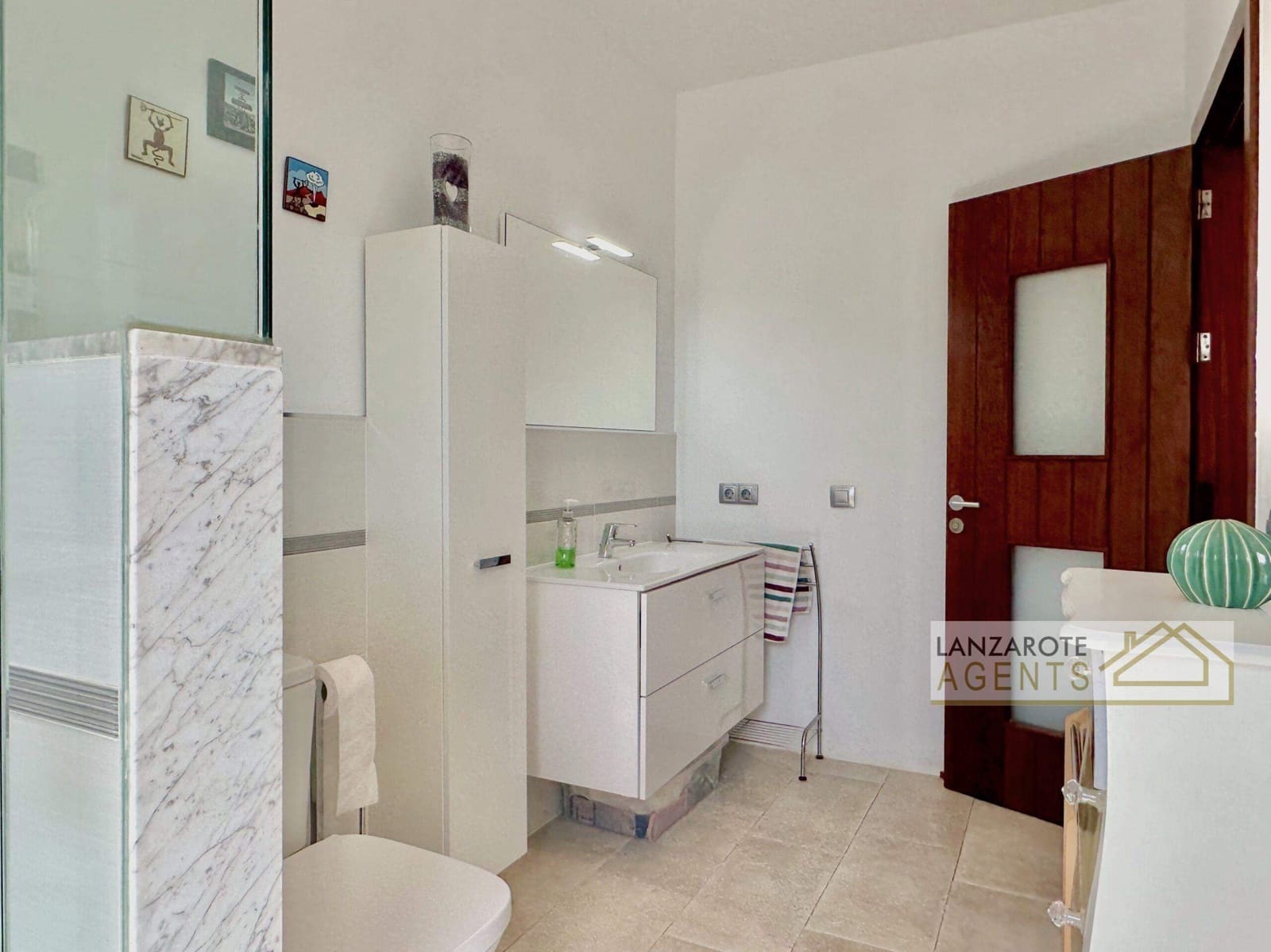 5 soveværelse Villa til salg i Las Brenas med swimmingpool - € 849.000 (Ref: 9343966)