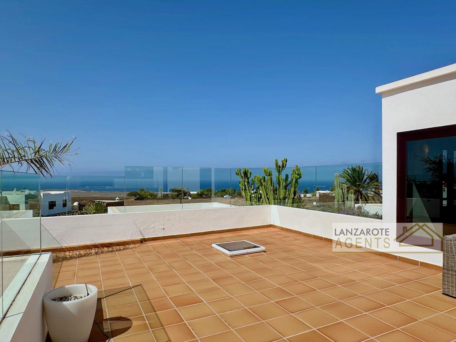 5 soveværelse Villa til salg i Las Brenas med swimmingpool - € 849.000 (Ref: 9343966)