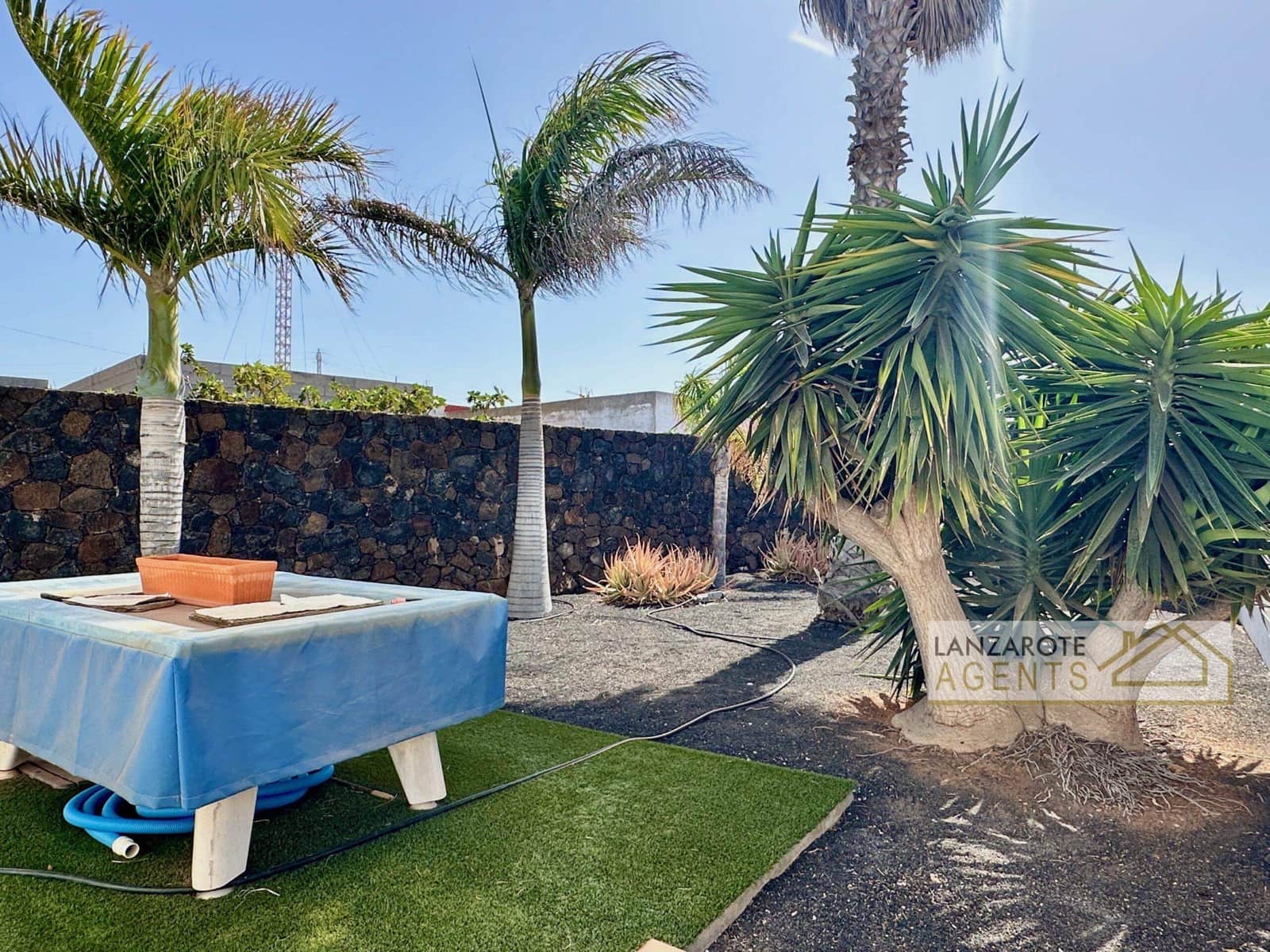 5 soveværelse Villa til salg i Las Brenas med swimmingpool - € 799.000 (Ref: 9343966)