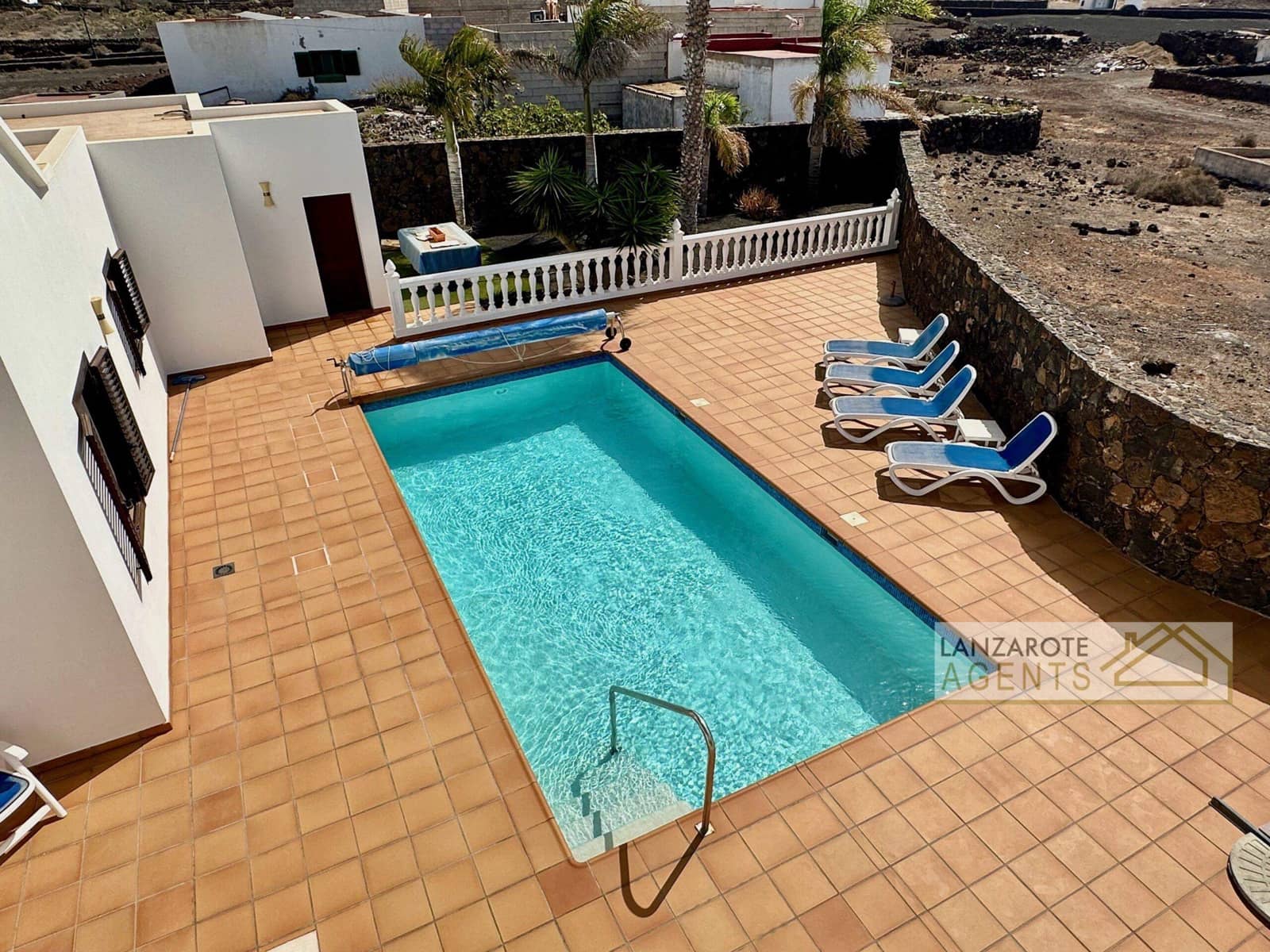 5 soveværelse Villa til salg i Las Brenas med swimmingpool - € 799.000 (Ref: 9343966)