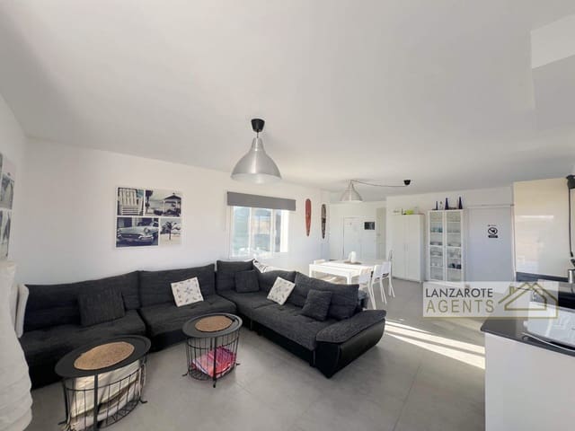 5 bedroom Finca/Country House for sale in El Cuchillo, Tinajo with pool - € 650,000 (Ref: 9352833)