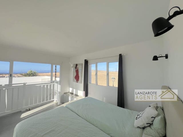 5 camera da letto Finca/Casa di Campagna in vendita in El Cuchillo, Tinajo con piscina - 599.000 € (Rif: 9352833)
