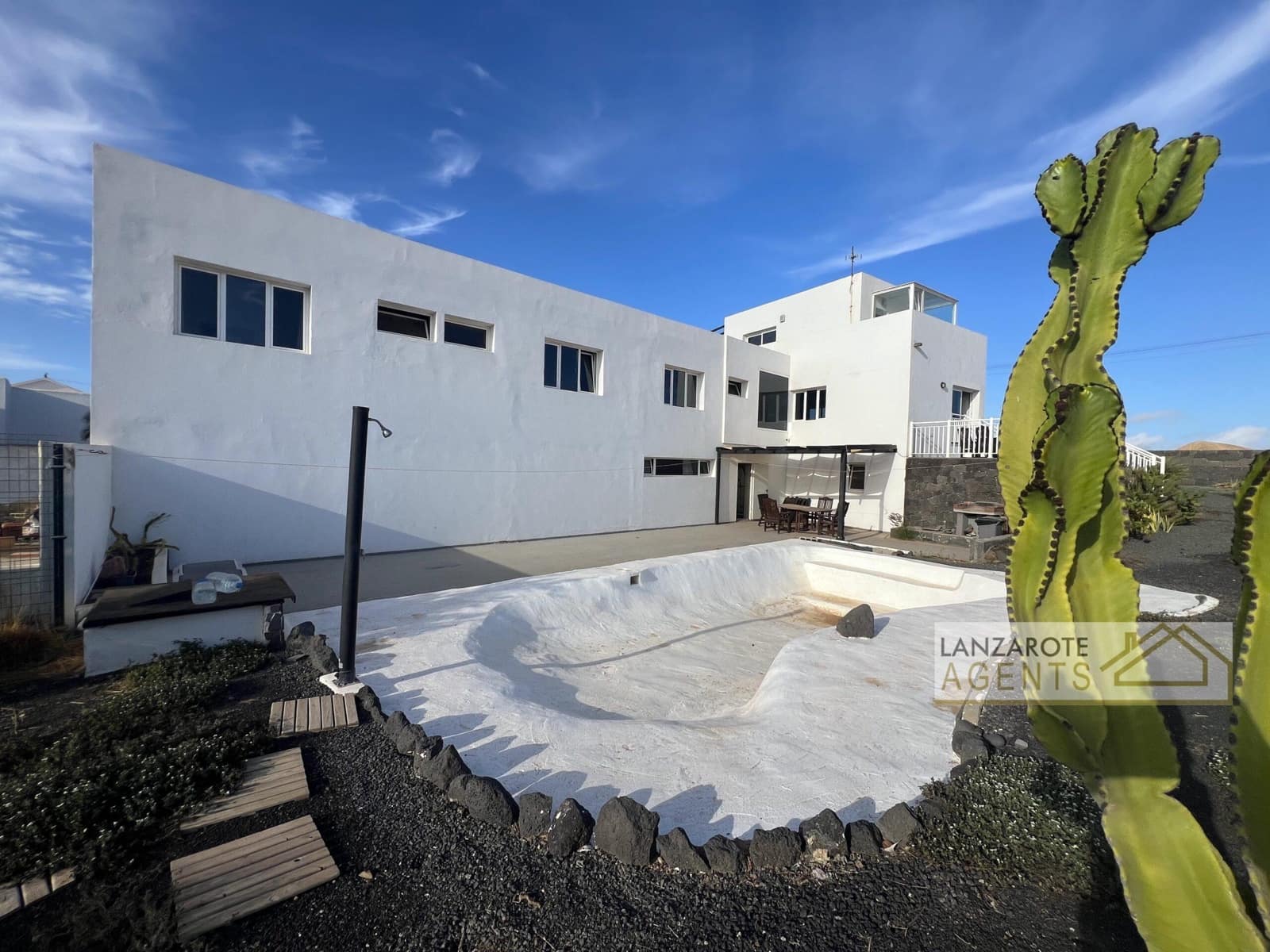 5 soverom Finca/Herregård til salgs i El Cuchillo med svømmebasseng - € 599 000 (Ref: 9352833)