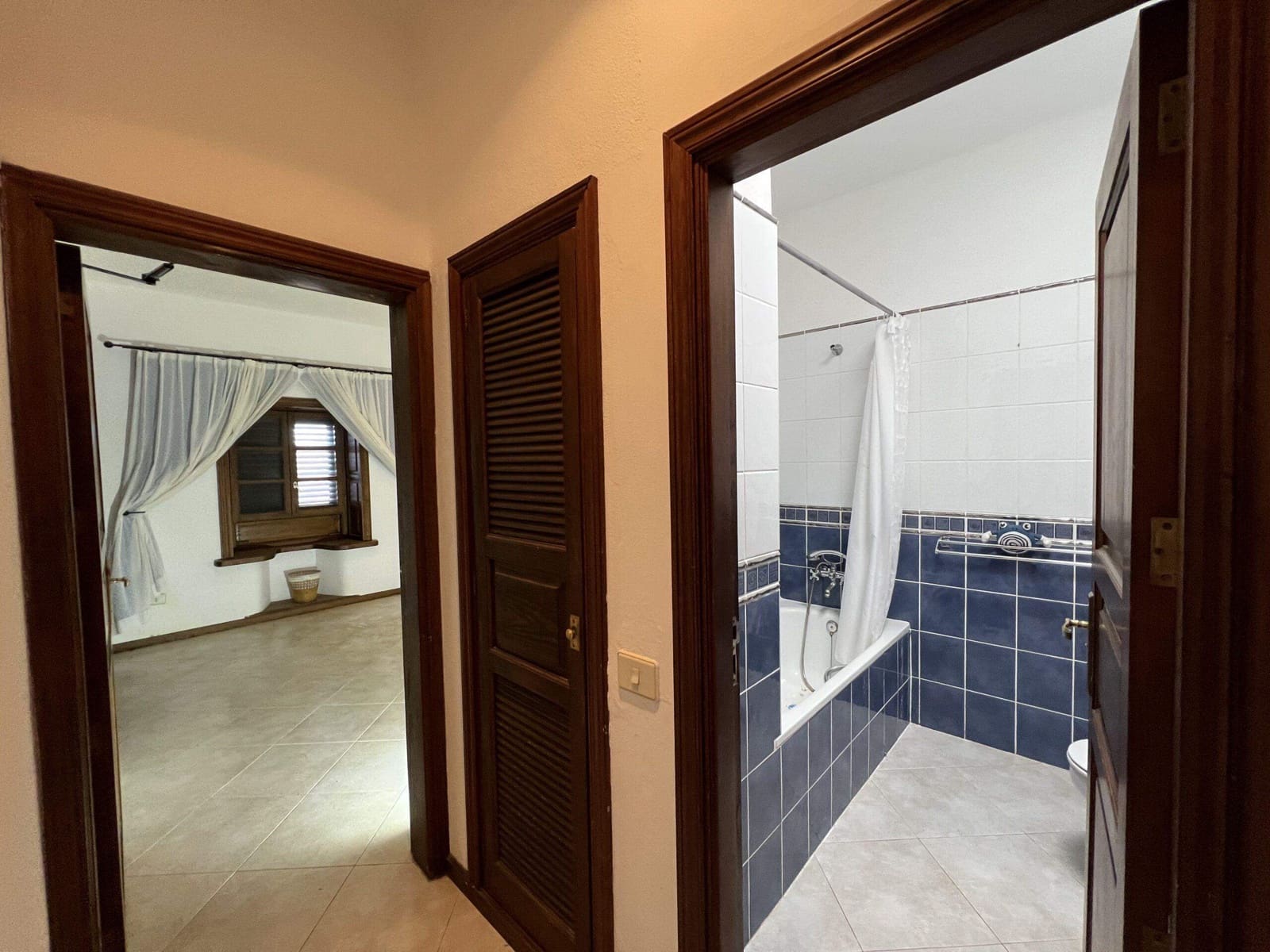 5 soveværelse Villa til salg i Las Brenas med swimmingpool garage - € 950.000 (Ref: 9354236)