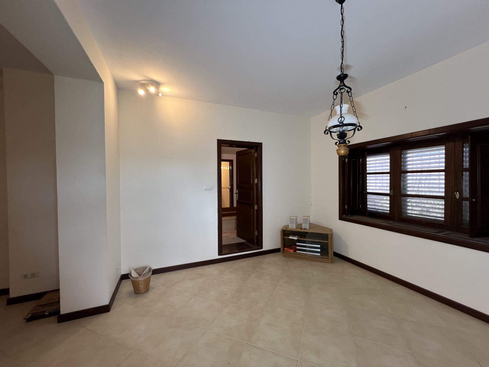 5 soveværelse Villa til salg i Las Brenas med swimmingpool garage - € 950.000 (Ref: 9354236)