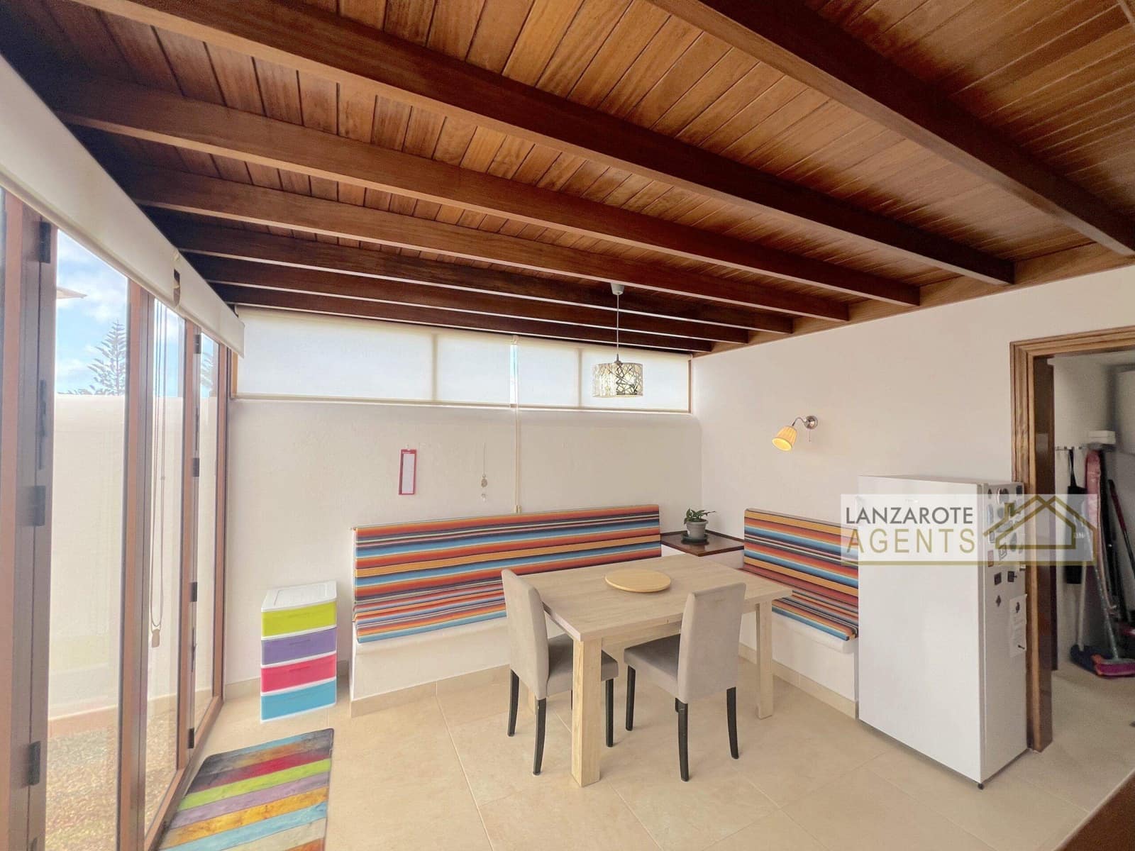 2 soveværelse Villa til salg i Playa Blanca med swimmingpool - € 380.000 (Ref: 9374068)