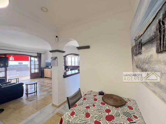 2 soveværelse Villa til salg i Playa Blanca, Yaiza med swimmingpool - € 380.000 (Ref: 9374068)