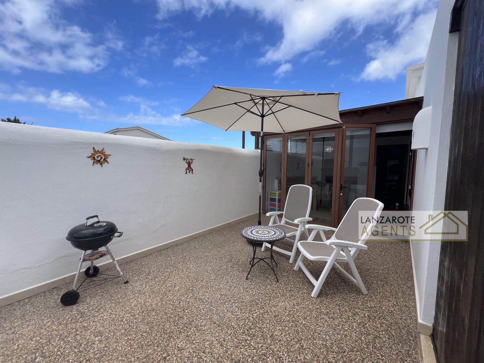 2 soveværelse Villa til salg i Playa Blanca med swimmingpool - € 380.000 (Ref: 9374068)