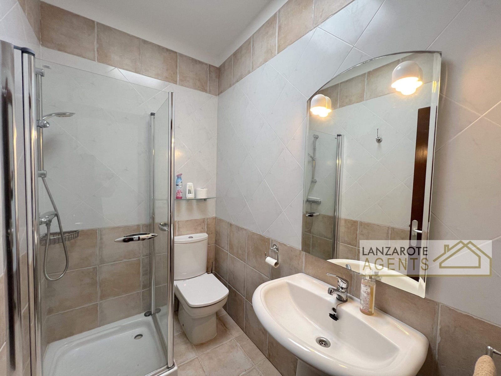 3 soveværelse Villa til salg i Playa Blanca - € 420.000 (Ref: 9432589)