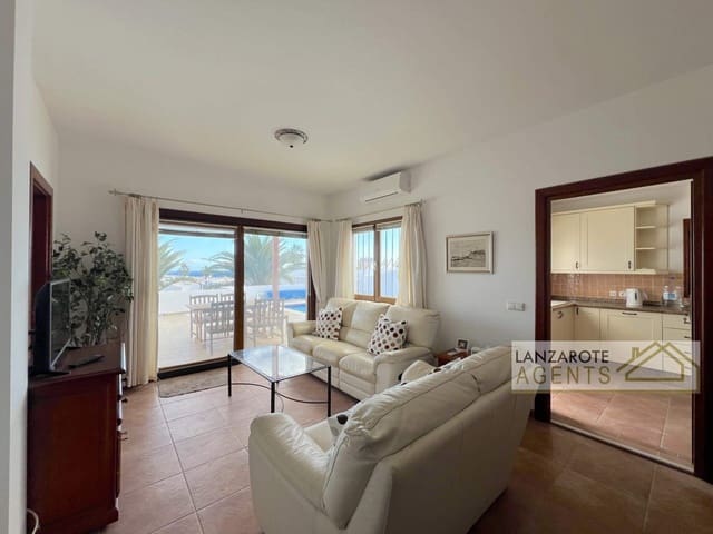 3 soveværelse Villa til salg i Playa Blanca, Yaiza - € 420.000 (Ref: 9432589)