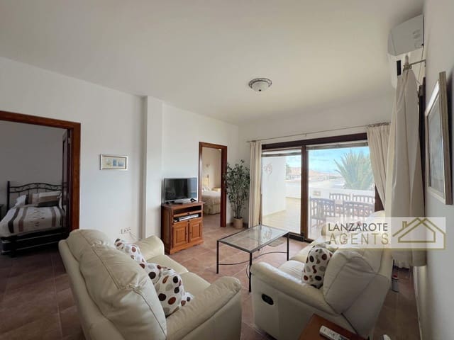 3 soveværelse Villa til salg i Playa Blanca, Yaiza - € 420.000 (Ref: 9432589)