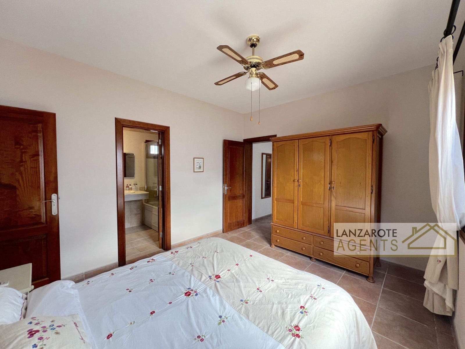 3 soveværelse Villa til salg i Playa Blanca - € 420.000 (Ref: 9432589)