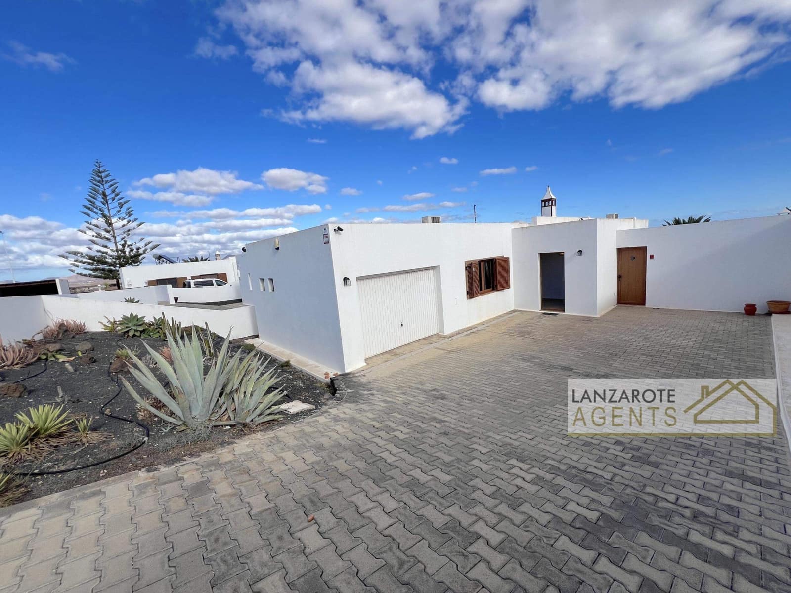3 soveværelse Villa til salg i Playa Blanca - € 420.000 (Ref: 9432589)
