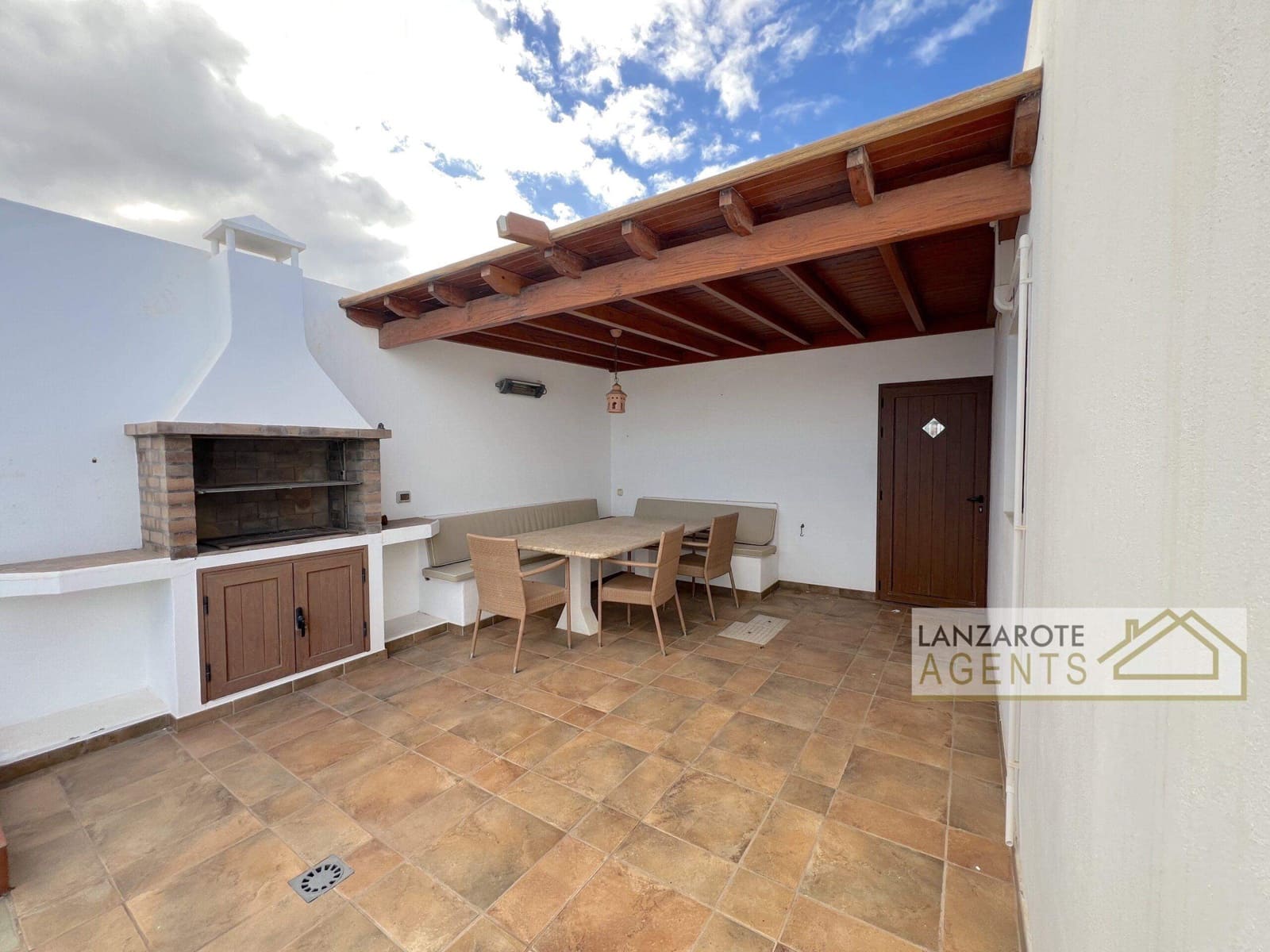 3 soveværelse Villa til salg i Playa Blanca - € 420.000 (Ref: 9432589)