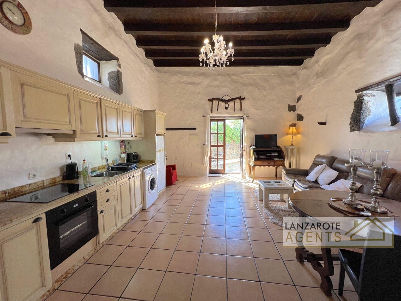5 slaapkamer Villa te koop in Teguise met zwembad - € 895.000 (Ref: 9451407)