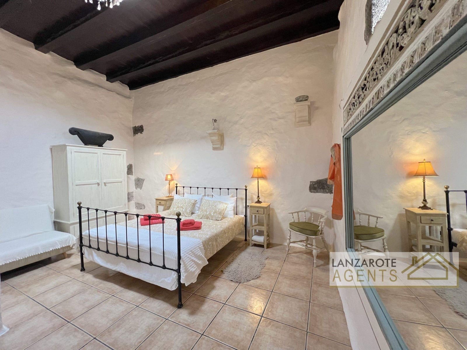 5 slaapkamer Villa te koop in Teguise met zwembad - € 895.000 (Ref: 9451407)