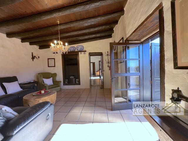 5 camera da letto Villa in vendita in Teguise con piscina - 895.000 € (Rif: 9451407)