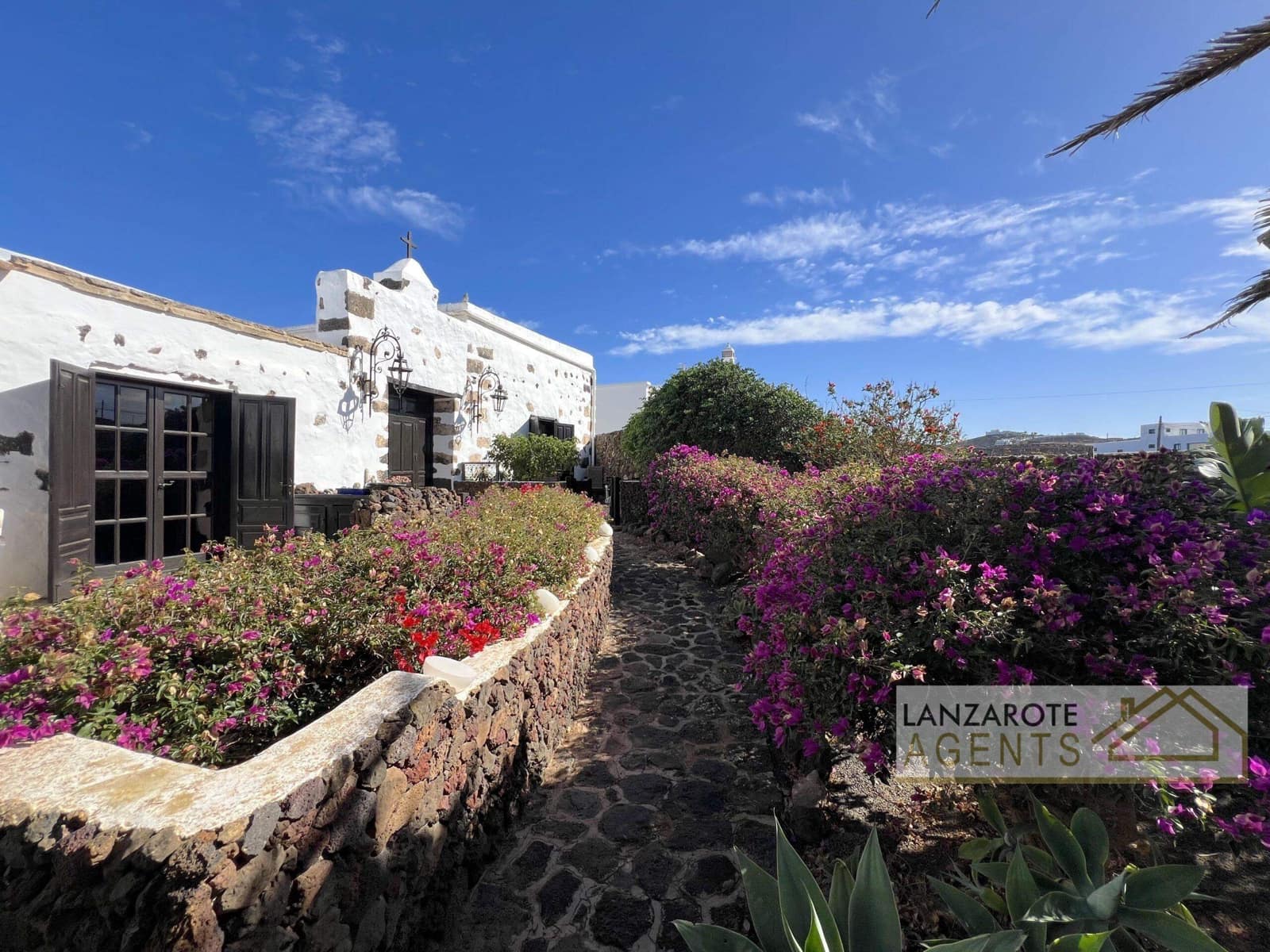 5 slaapkamer Villa te koop in Teguise met zwembad - € 895.000 (Ref: 9451407)