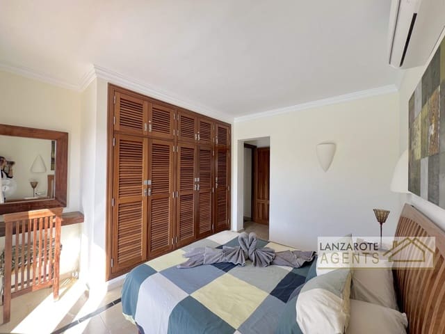 3 chambre Villa/Maison à vendre à Playa Blanca, Yaiza avec piscine - 475 000 € (Ref: 9470730)