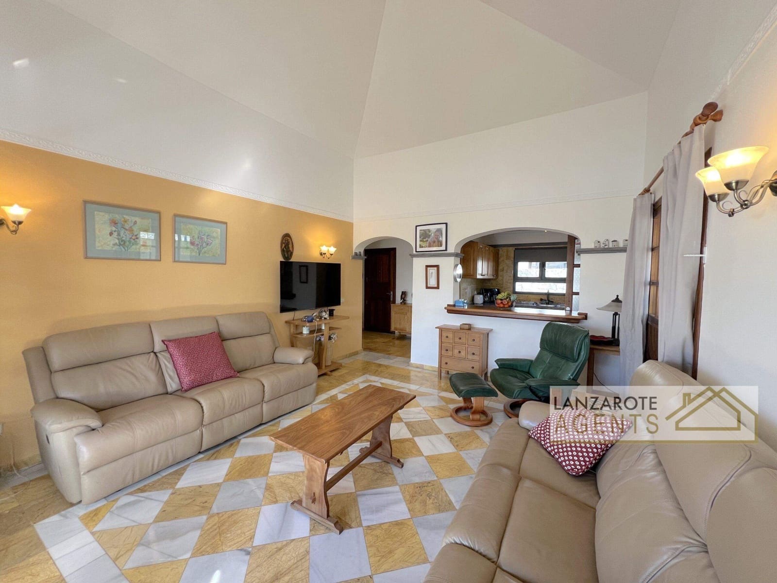 2 sovrum Villa till salu i Playa Blanca - 485 000 € (Ref: 9511184)