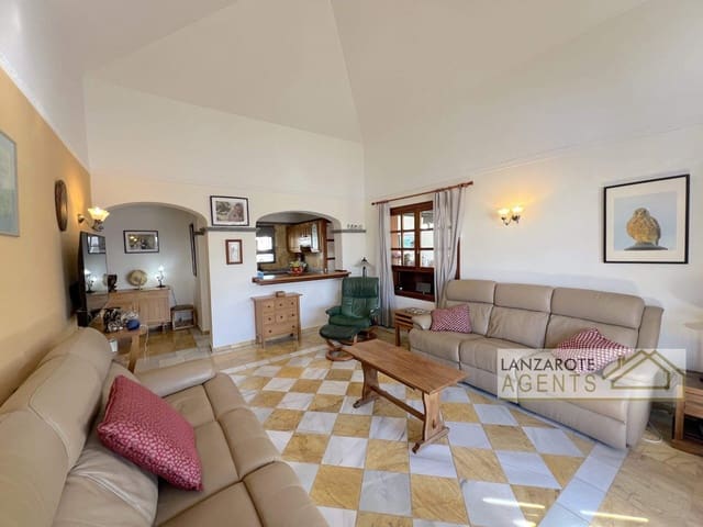 2 sovrum Villa till salu i Playa Blanca, Yaiza - 485 000 € (Ref: 9511184)