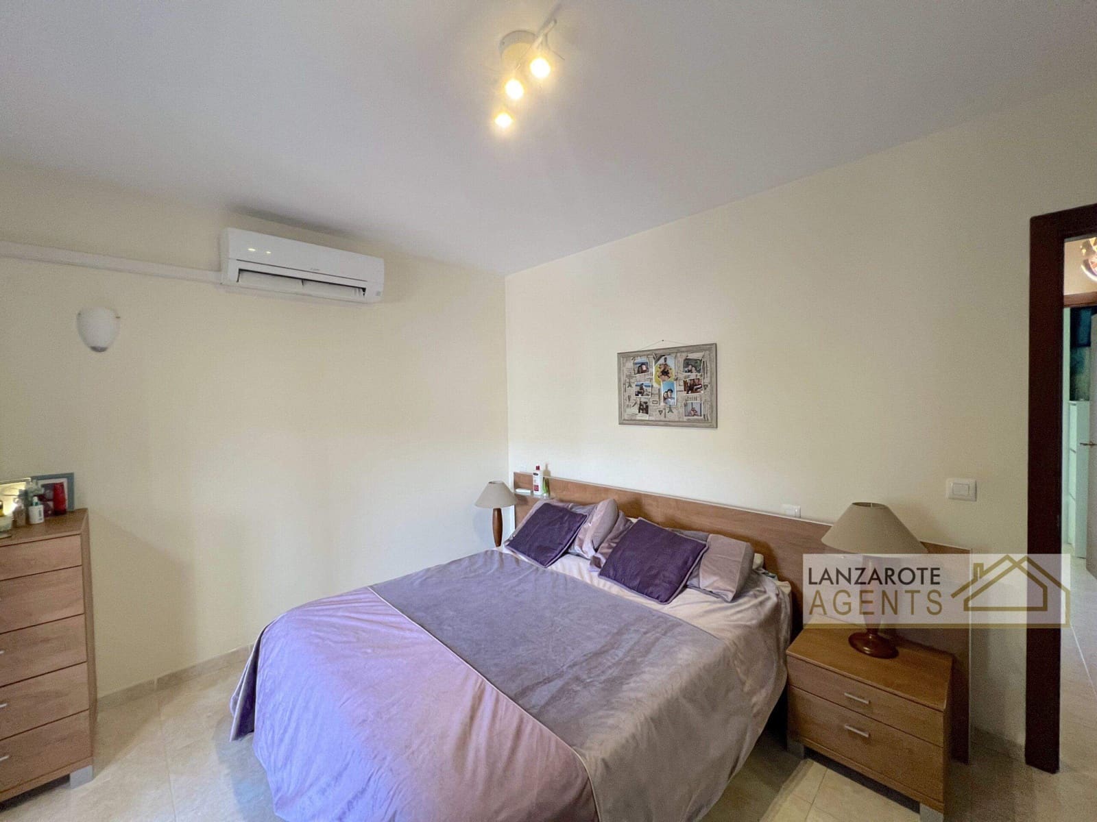 3 sovrum Radhus till salu i Playa Blanca med garage - 270 000 € (Ref: 9511185)