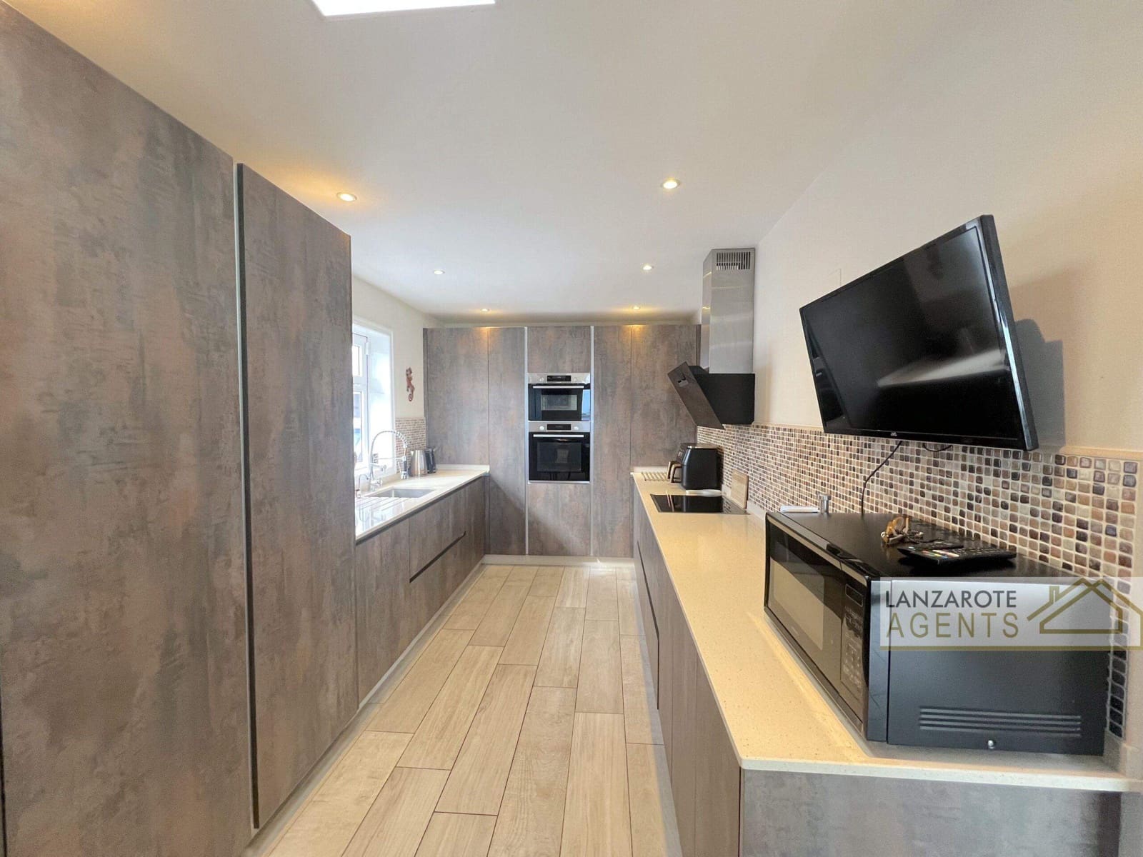 4 sypialnia Willa na sprzedaż w Playa Blanca - 499 000 € (Ref: 9511186)