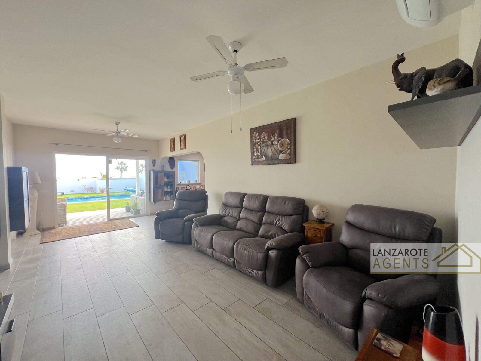 4 sypialnia Willa na sprzedaż w Playa Blanca - 499 000 € (Ref: 9511186)