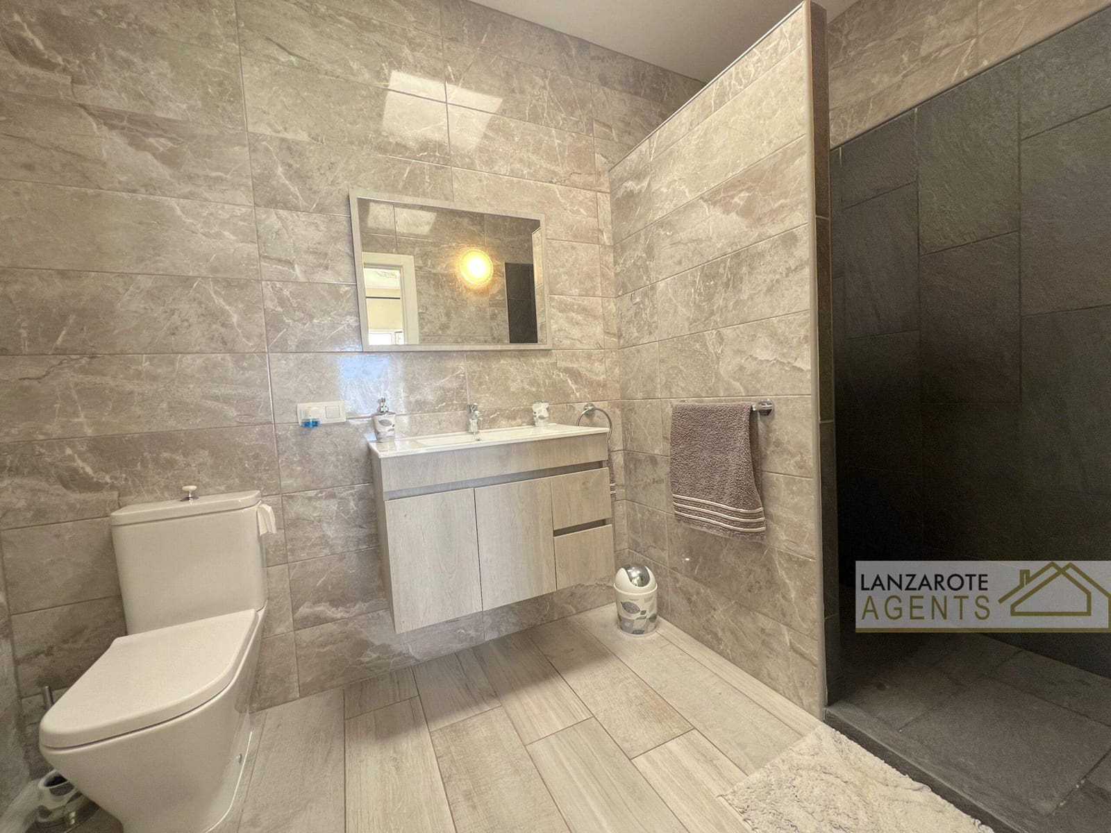 4 sypialnia Willa na sprzedaż w Playa Blanca - 499 000 € (Ref: 9511186)