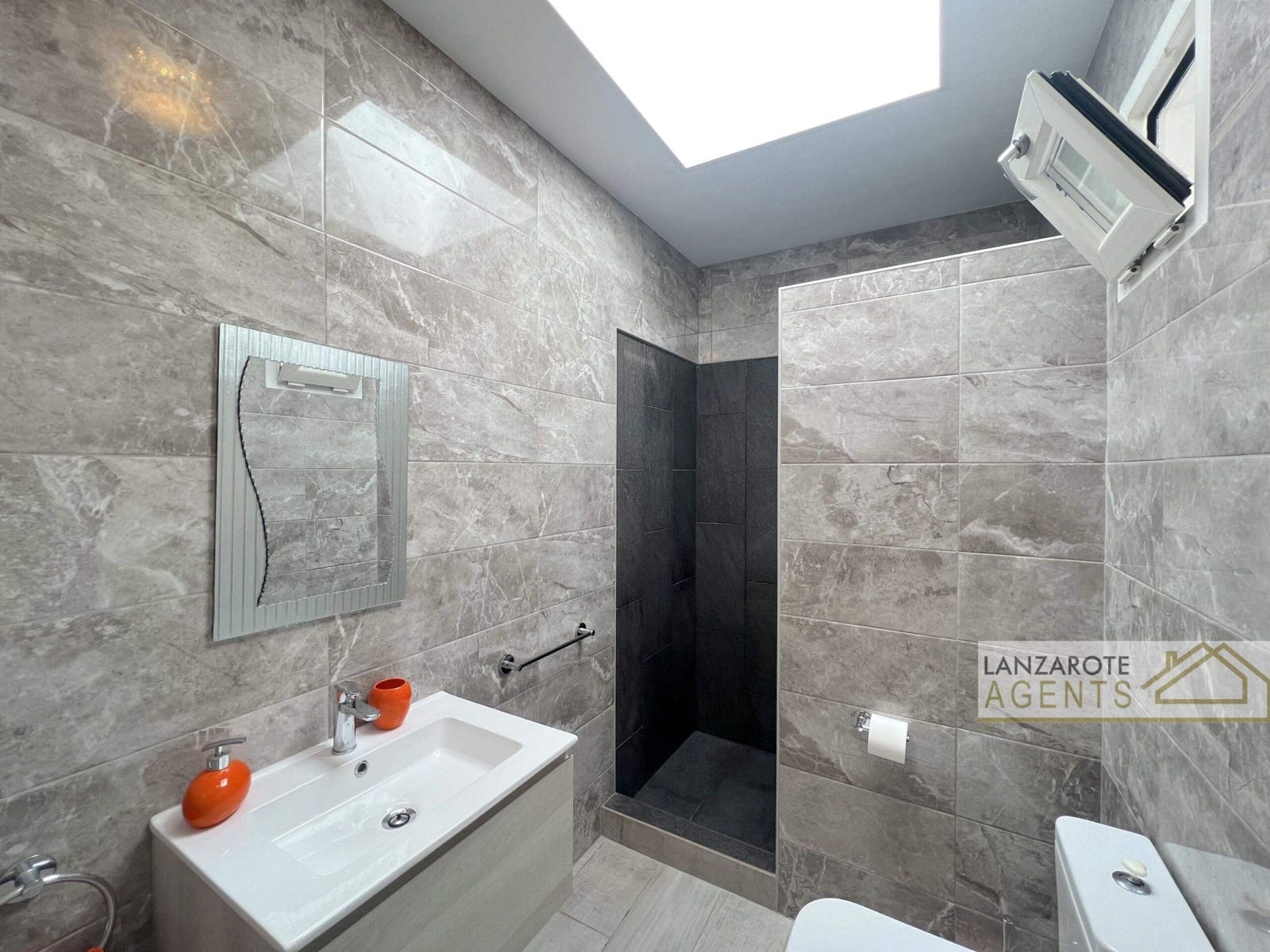 4 sypialnia Willa na sprzedaż w Playa Blanca - 499 000 € (Ref: 9511186)