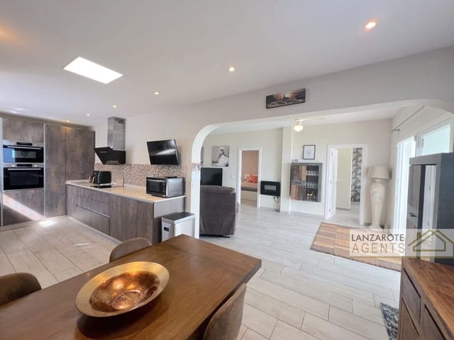 4 sypialnia Willa na sprzedaż w Playa Blanca, Yaiza - 499 000 € (Ref: 9511186)