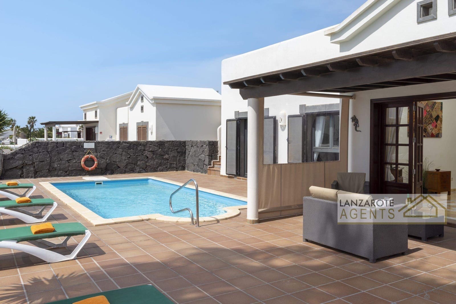 3 bedroom Villa for sale in Playa Blanca - € 485,000 (Ref: 9523369)